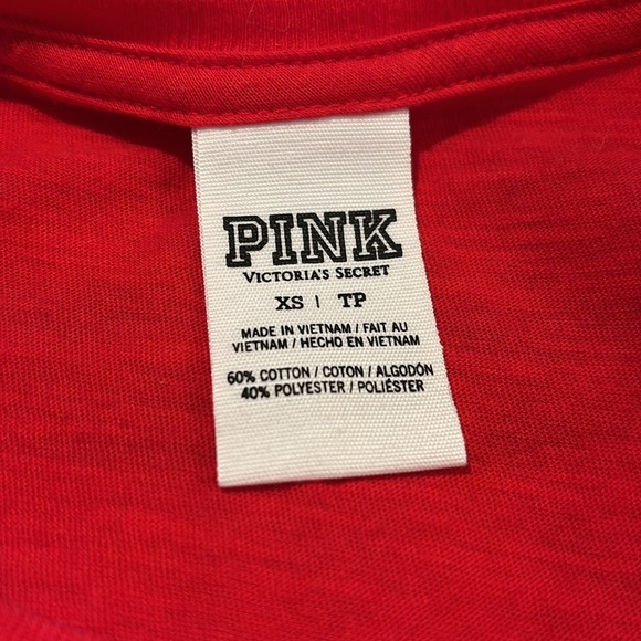 PINK Victoria’s Secret Santa I Know Him! Red sequins T-shirt Christmas - size XS - Picture 4 of 4